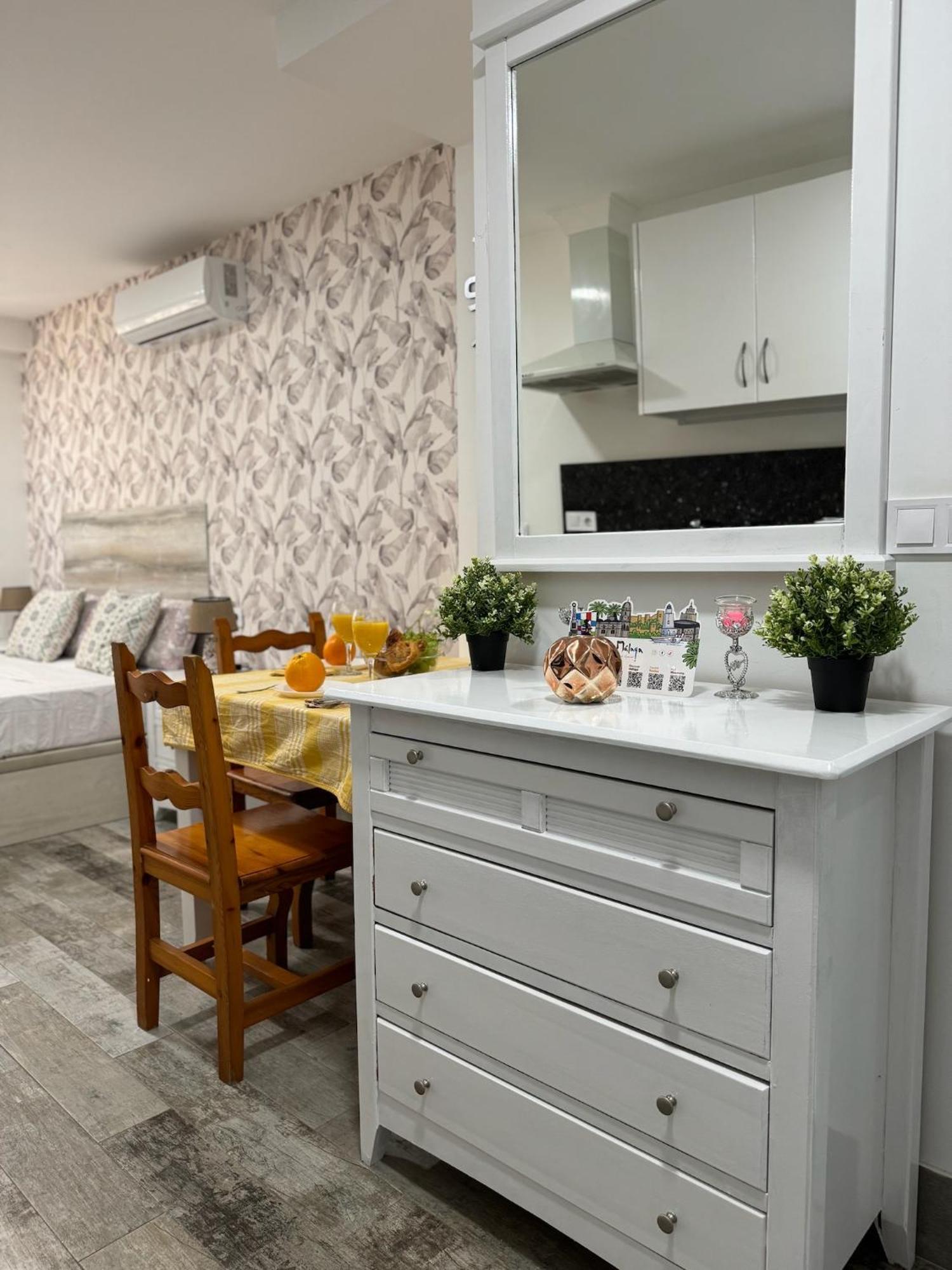 Jara Apartments ! Malaga Zewnętrze zdjęcie